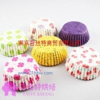 供應(yīng)防油紙杯 巧克力紙托 小蛋糕紙杯 油紙托 馬芬杯 一次性紙托