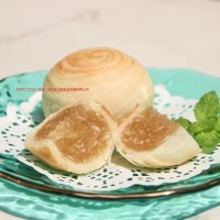 供應(yīng)月餅加工-73年香港和記隆月餅廠