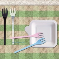 供應(yīng)生日蛋糕刀叉勺盤：長(zhǎng)柄三齒叉  T-1