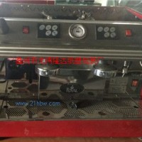 轉讓意大利原裝ROYAL 雙頭咖啡機 出廠日期2013年使用時間半年