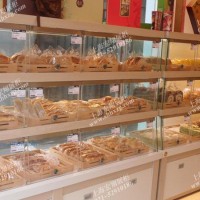 供應(yīng)028三層邊柜