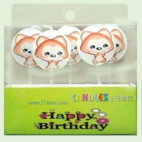 供應生日用品：卡通蠟燭阿貍