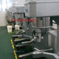 轉(zhuǎn)讓新麥 80L打蛋機 出廠日期10年 使用時間3年