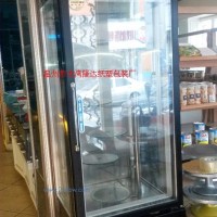 轉(zhuǎn)讓金城立式蛋糕展示柜 出廠日期2011年 使用時(shí)間2年