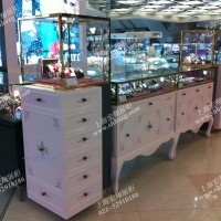 供應001精品柜
