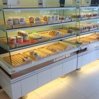 供應(yīng)邊柜、面包展柜 、蛋糕模型柜、冷柜。廠家直銷