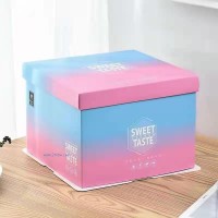 供應(yīng)透明生日蛋糕盒，紙質(zhì)蛋糕盒，全透明蛋糕盒，手提盒等產(chǎn)品的生產(chǎn)與加工。 廠家直