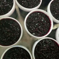 供應果餡：藍莓果餡