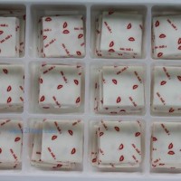 蛋糕巧克力裝飾 圍邊系列：WB-039紅唇白正方