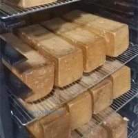 批發(fā)餅干、各種糕點(diǎn)面包，廠家直銷(xiāo)