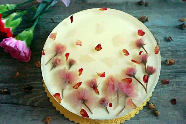 櫻花鏡面芝士蛋糕的做法 芝士蛋糕怎么做好吃