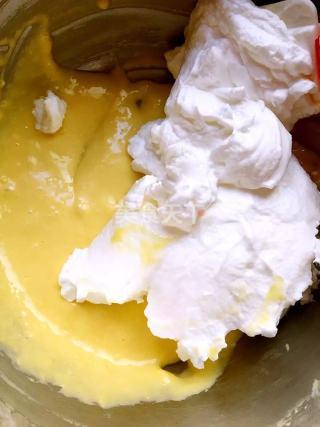 夢(mèng)幻世界裱花蛋糕的做法 裱花蛋糕需要什么材料與技巧