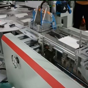 蛋糕盒底托成型機